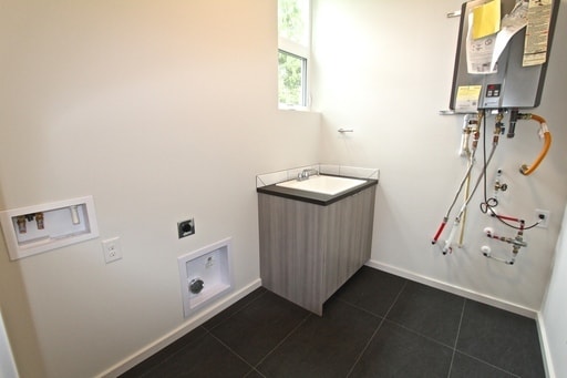 Building Photo - Open House Saturday! Stunning Modern Crown Hill Townhouse!