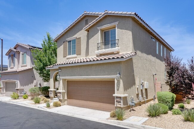 Building Photo - ** COMING SOON ** Modern Open-Concept Rental Home with White Shaker Kitchen Cabinets & Low-Mainte...