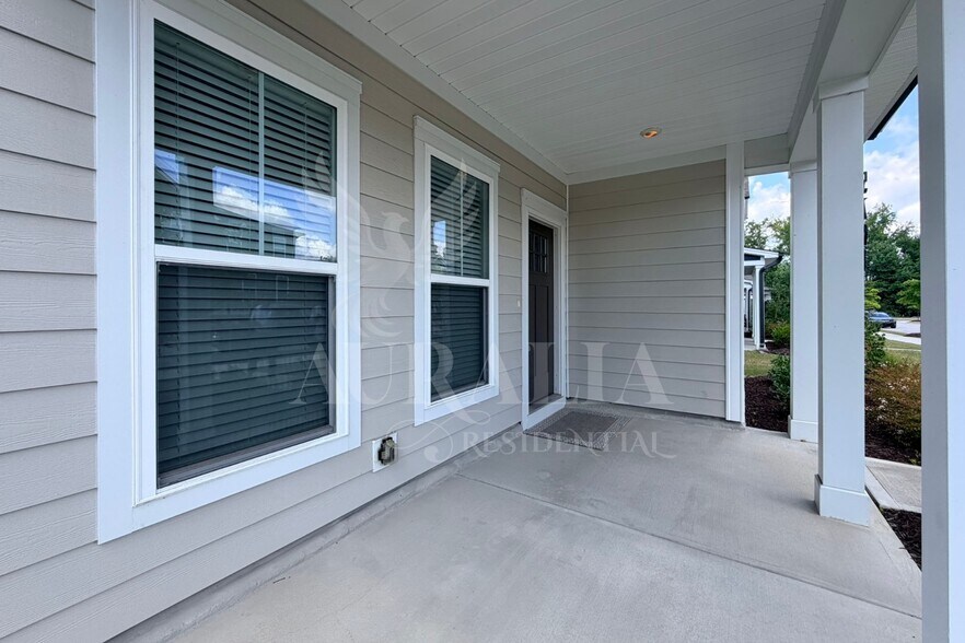 Building Photo - 5701 Agrinio Way