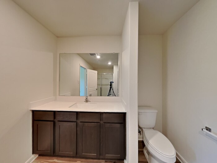 Building Photo - 112 Banjo Trl