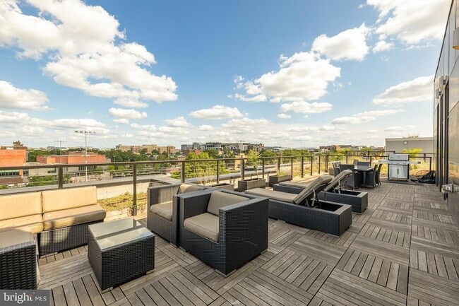 Building Photo - 1628 11th St NW