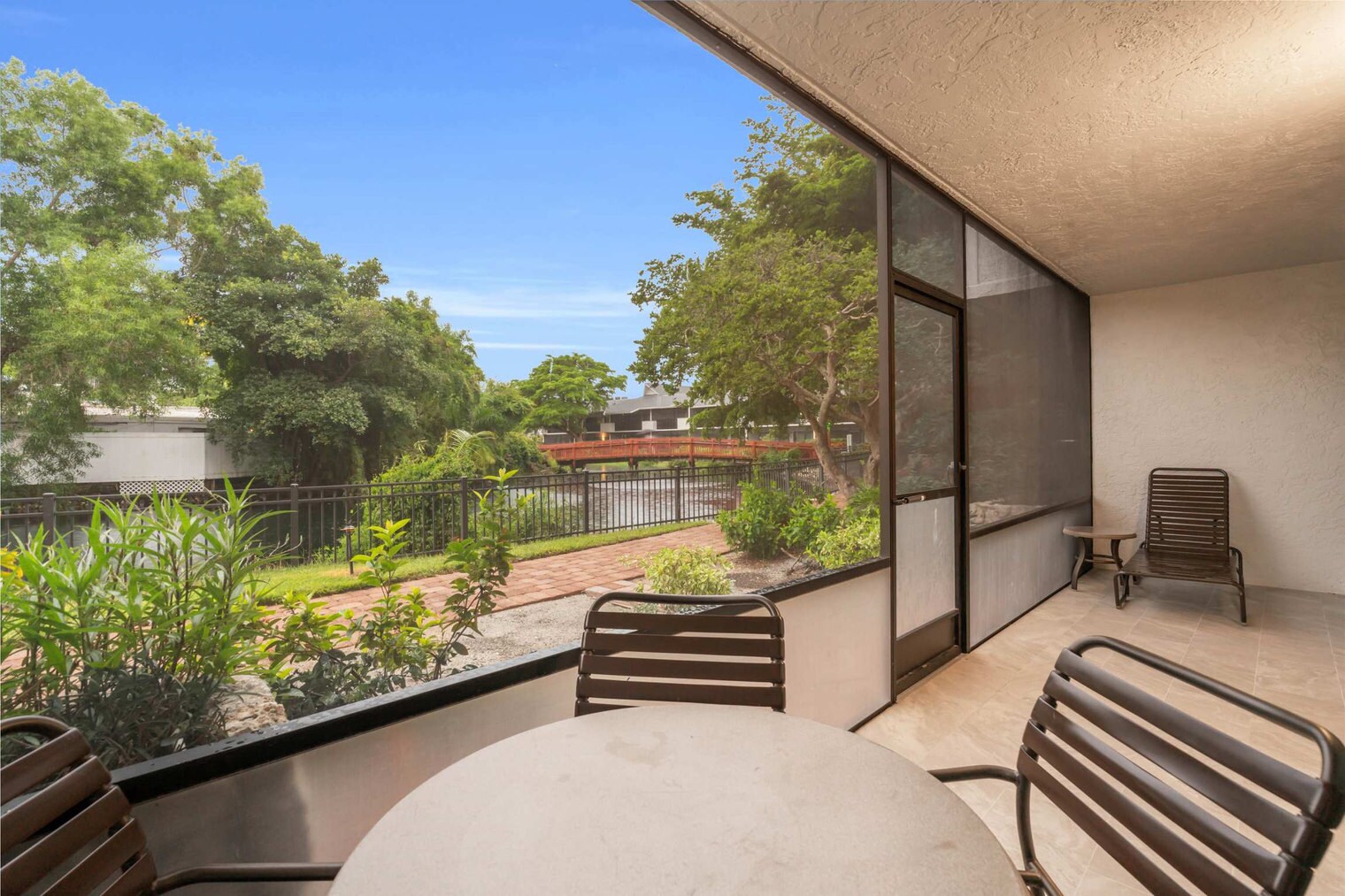 Building Photo - 600 Neapolitan Way