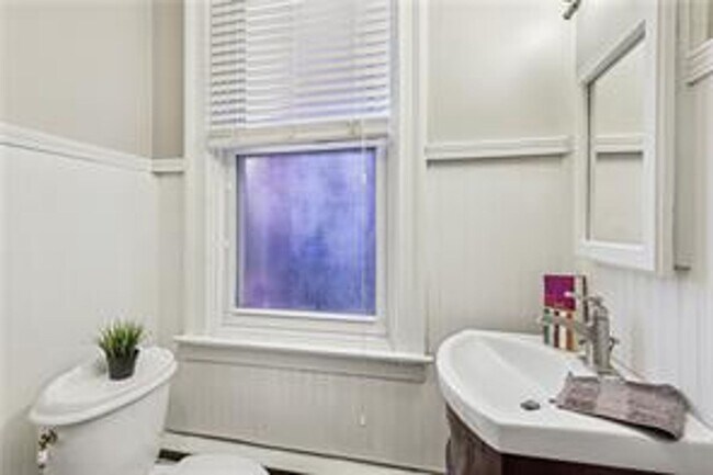 Building Photo - 2 Bedroom Apartment in the Historic Mexican War Streets