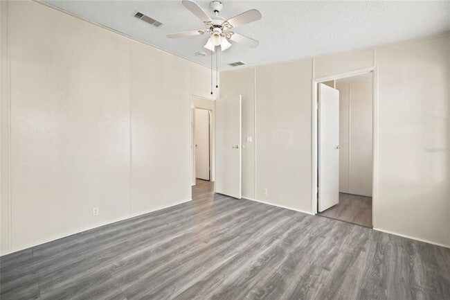 Building Photo - 8880 SW 27th Ave