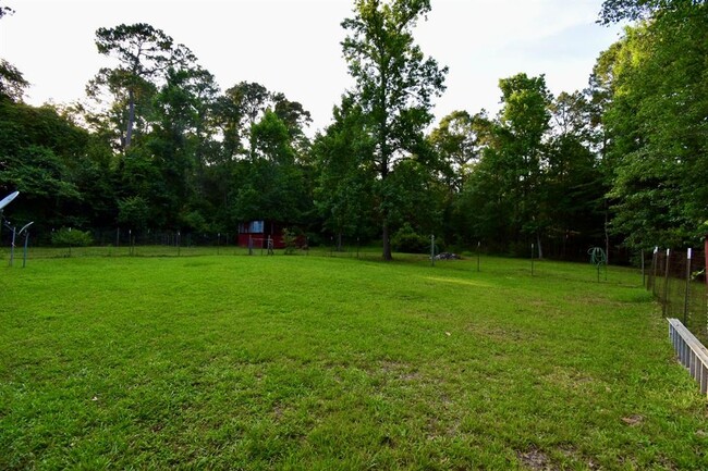 Building Photo - 317 Co Rd 3892E