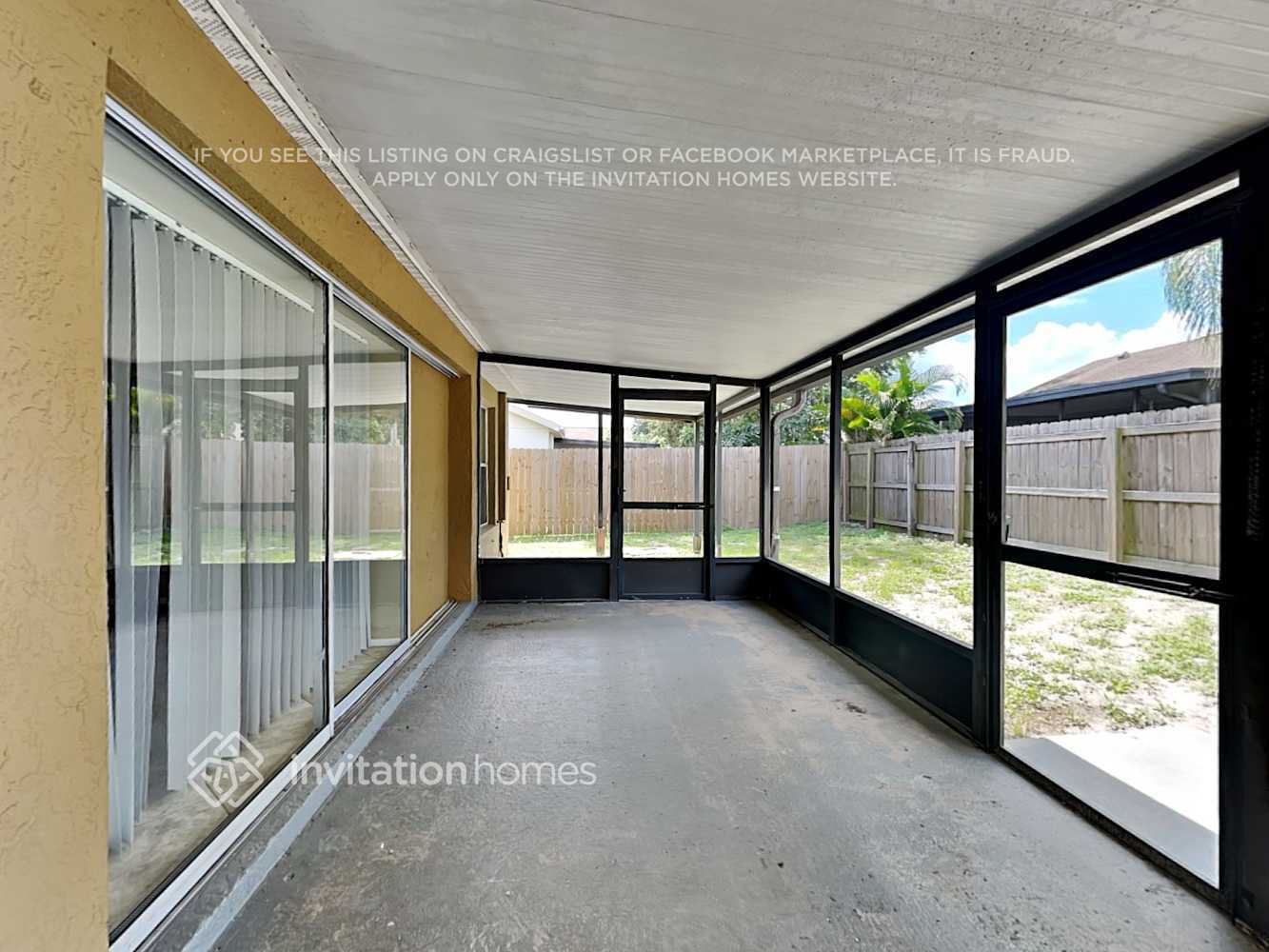 Building Photo - 12921 Longcrest Dr