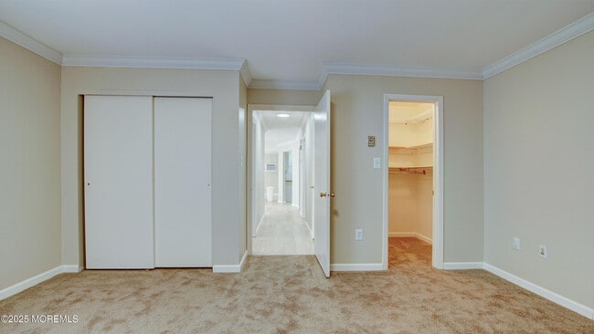 Building Photo - 30 Meadow Green Cir