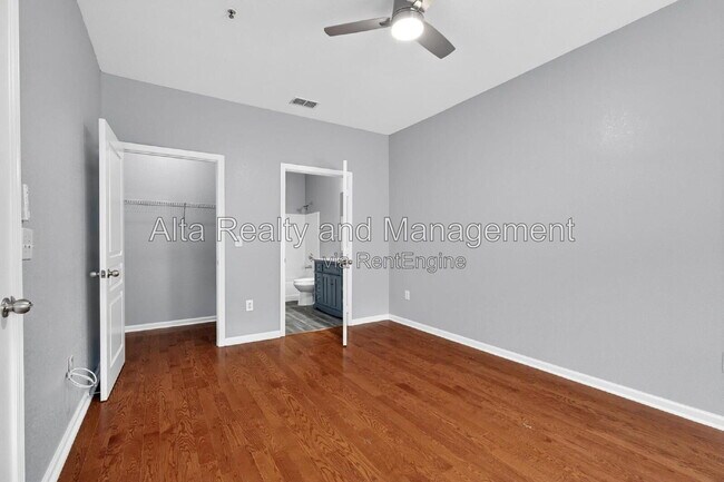 Building Photo - 8290 Gate Pkwy W