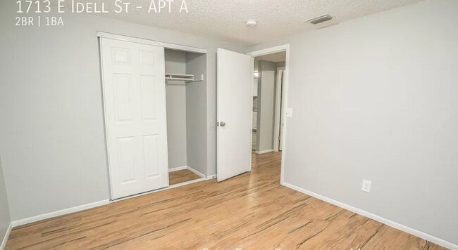 Building Photo - 1713 E Idell St