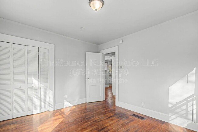 Building Photo - 1895 Markone St NW