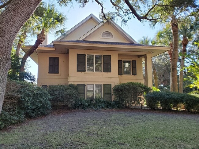 Building Photo - BEACH FRONT Port Royal