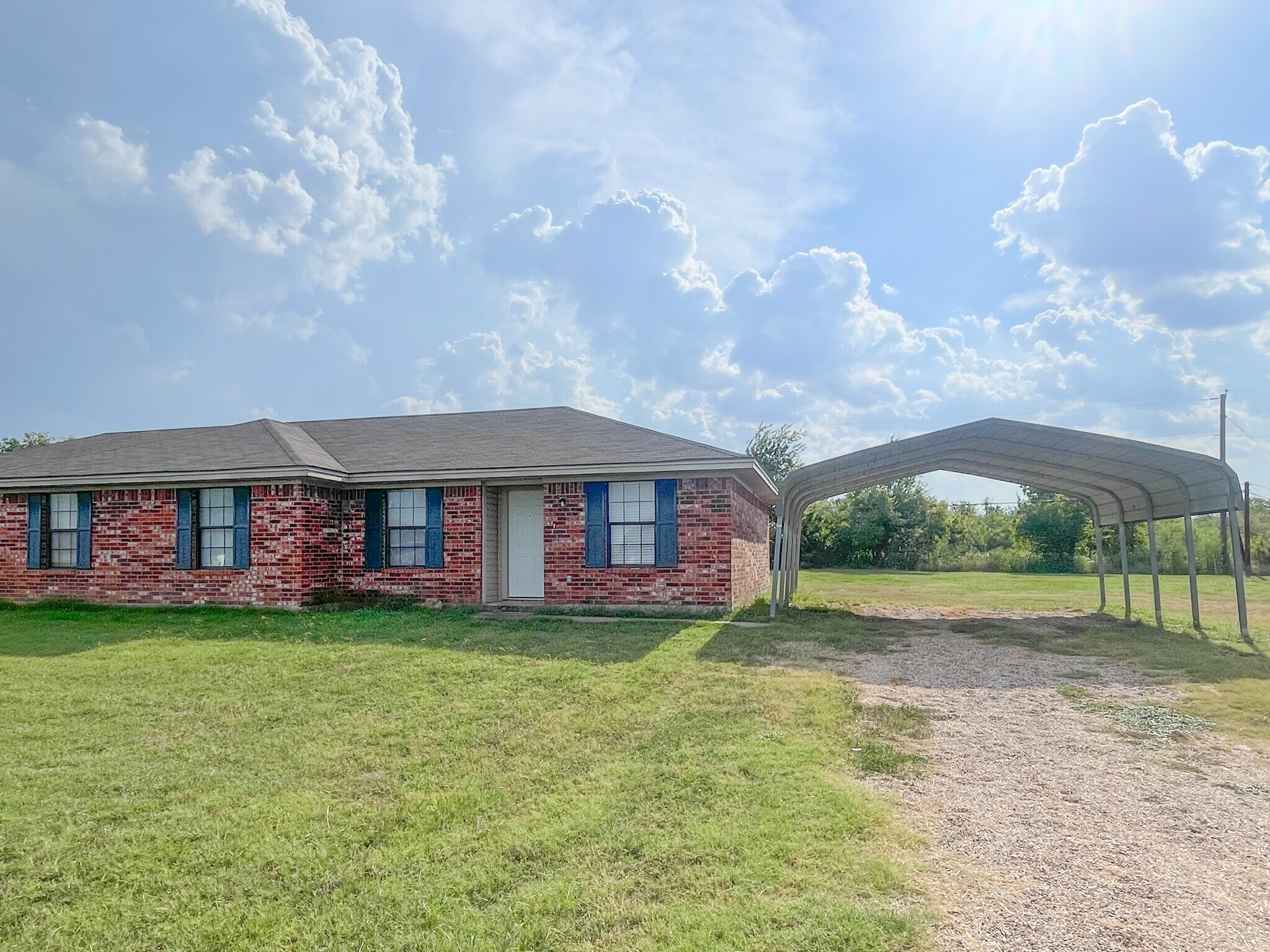 Building Photo - 255 Betty Jane Ln
