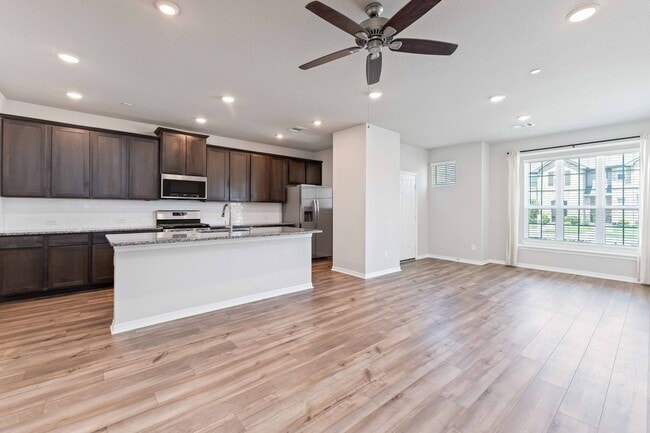 Building Photo - 8021 Scanlan Trl