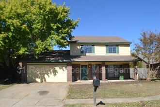 Building Photo - 1515 Bandera Dr