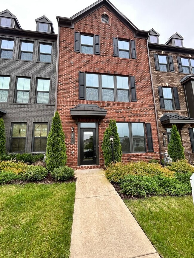 Building Photo - 14361 Revelry Blvd