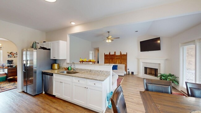 Building Photo - 4/2 Built in 2024 in Prattville!!!