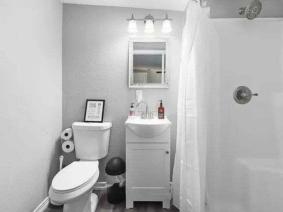 Building Photo - 11351 NW 80 Ave