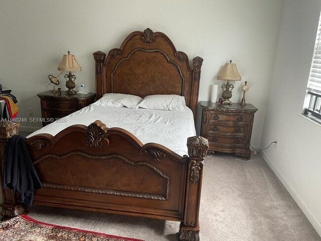 Building Photo - 9602 Town Parc Cir S