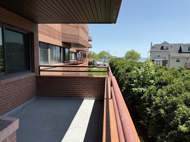 Building Photo - 1 Carey Cir