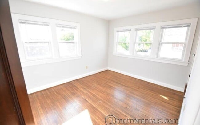 Building Photo - 87-89 W California Avenue