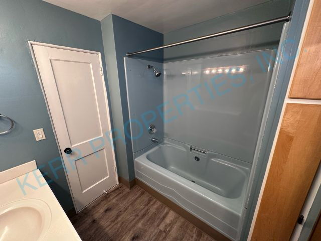 Building Photo - 6809 SE Drew St