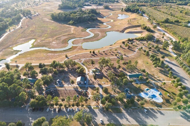 Building Photo - 17810 Planted Orchard Dr