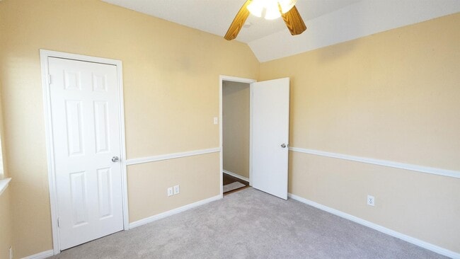Building Photo - 1203 Beckwood Cir