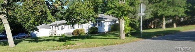 Building Photo - 1155 Joselson Ave