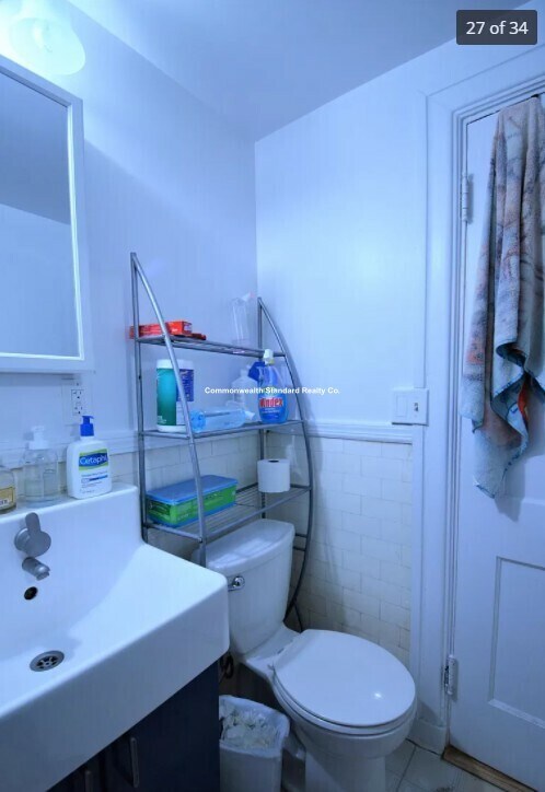 Building Photo - 100 St Mary's St