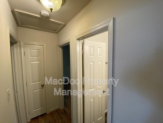 Building Photo - 507 Montgomery Dr