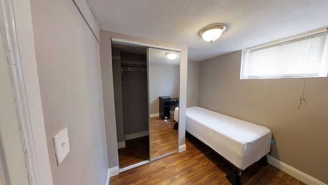 Building Photo - 101 Lorraine Ave