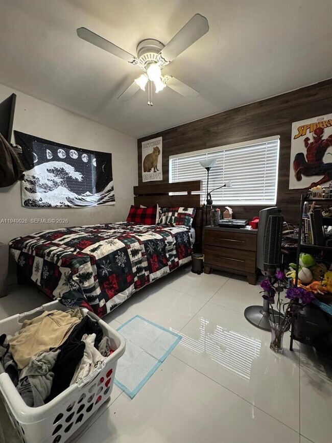 Building Photo - 3551 Palm Ave