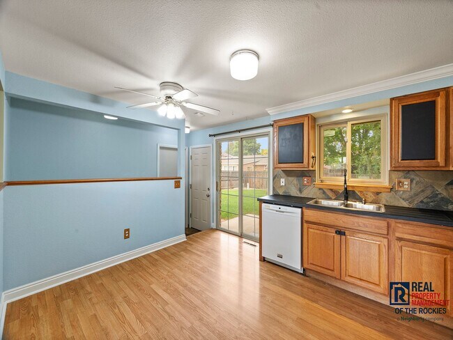 Building Photo - Charming Loveland Home Available Now!