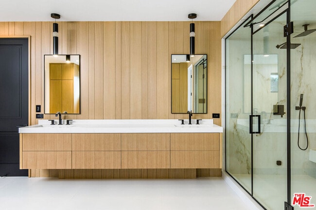 Building Photo - 5625 Penland Rd