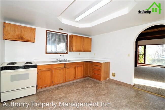 Building Photo - 3 br, 2 bath House - 3194 Veda Street