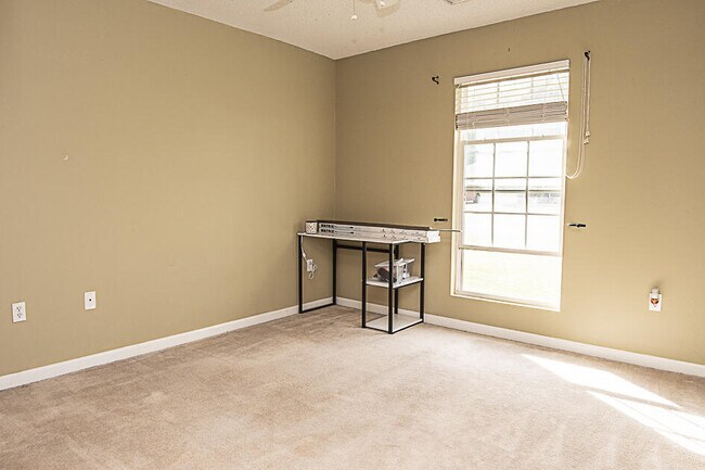 Building Photo - 5215 Moore Loop