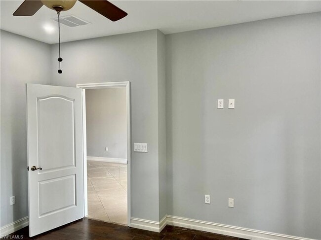 Building Photo - 8153 Sanctuary Dr