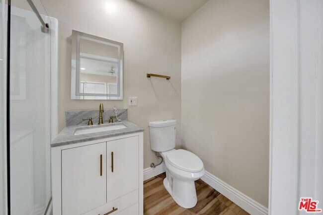 Building Photo - 16608 Park Ln Cir
