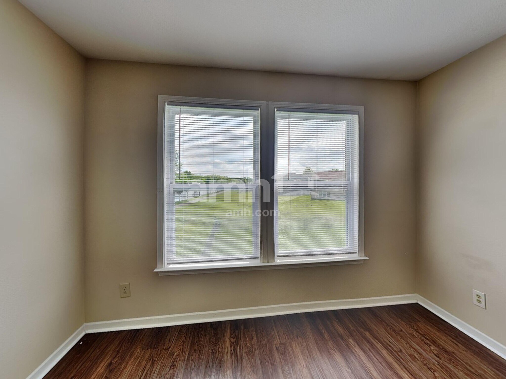 Building Photo - 8243 Retreat Ln