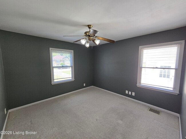 Building Photo - 3932 Kennison Ave