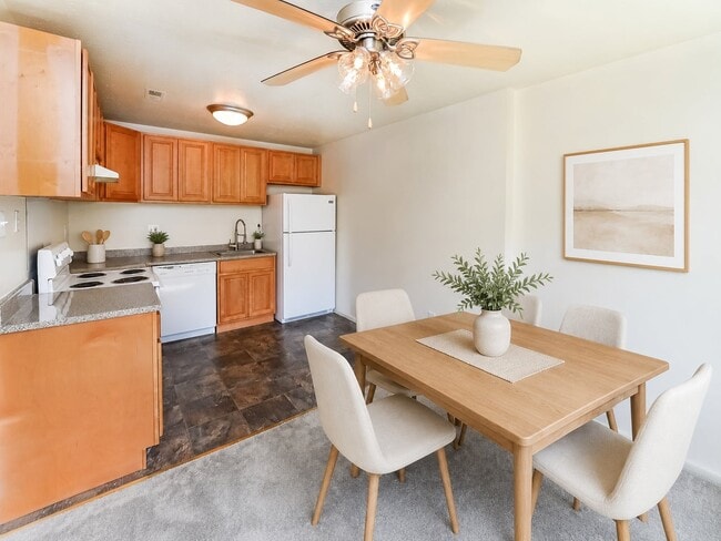 Building Photo - Westwood Gardens Apartment Homes