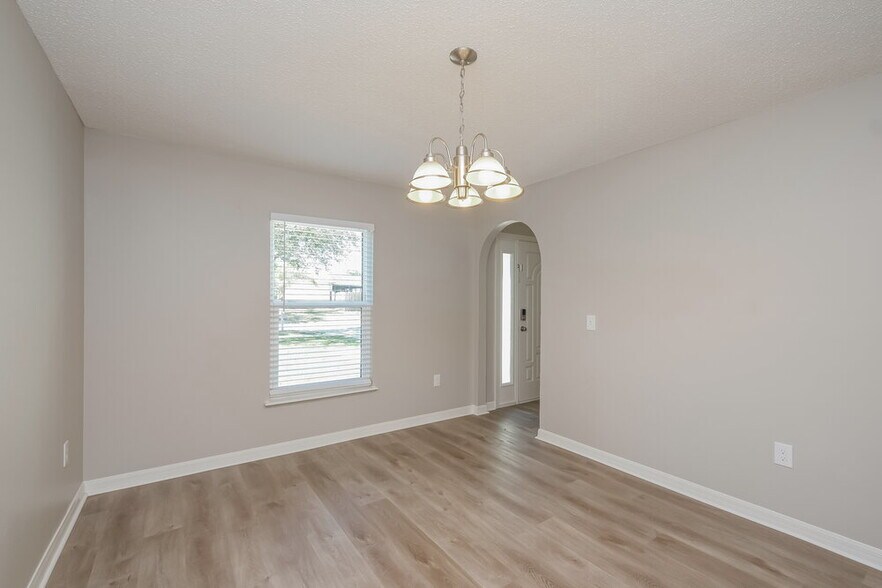 Building Photo - 4918 Copper Canyon Blvd