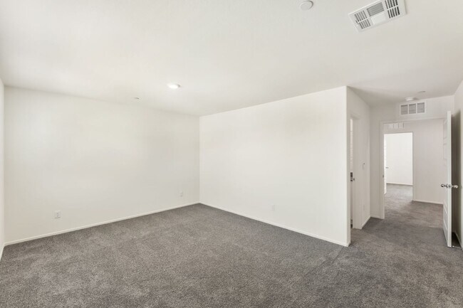 Building Photo - 7352 Joanna Brk St