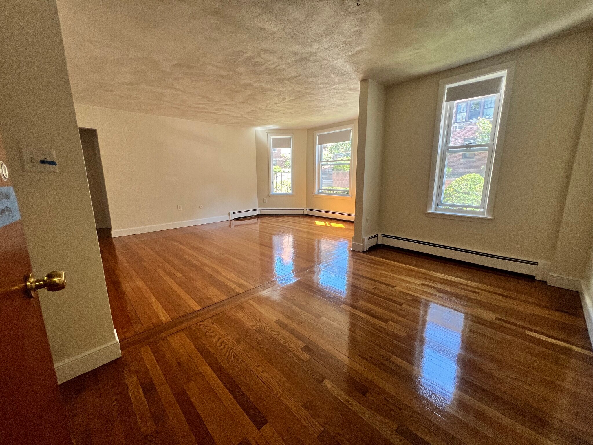 Building Photo - 303 Tappan St