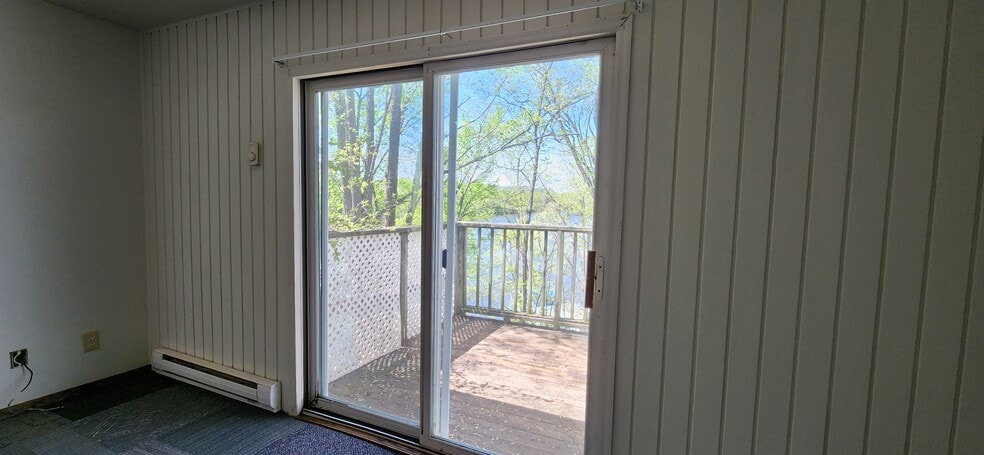 Building Photo - 2240 West Ave S