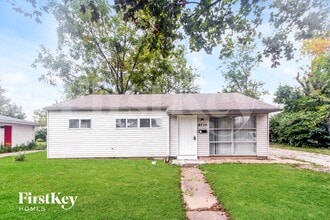 Building Photo - 6714 Brookhaven Dr