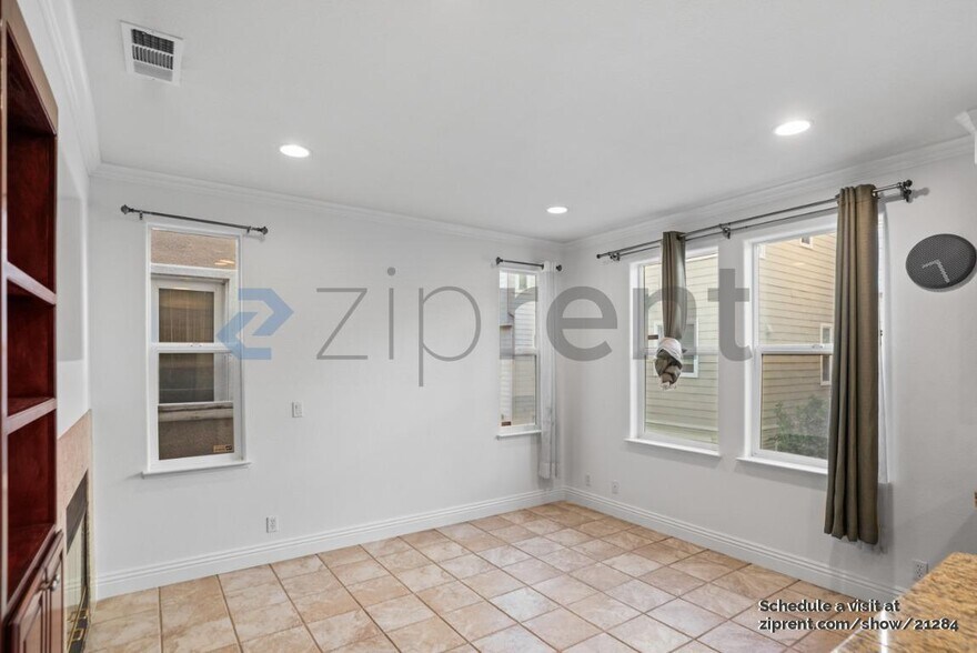 Building Photo - 1644 Salamoni Ct