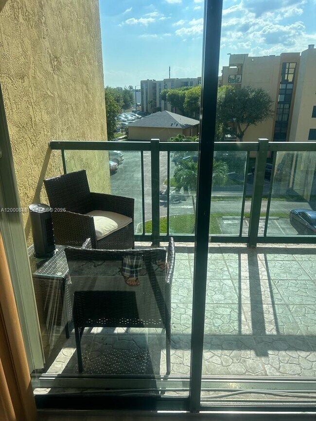 Building Photo - 11790 SW 18th St