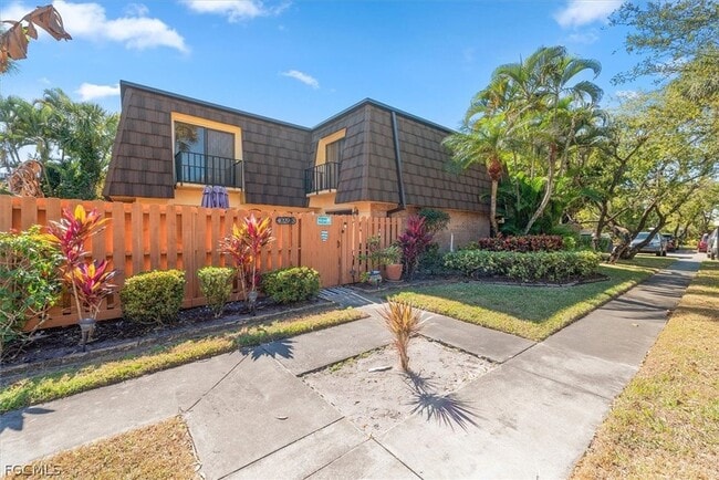 Building Photo - 4029 Sandlewood Ln