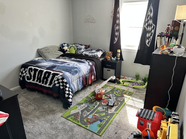 Building Photo - 213 Mahogany Dr